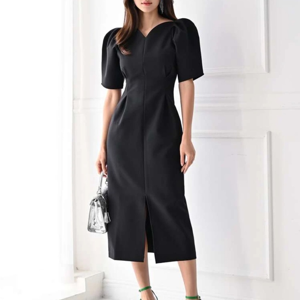 Elegant Black Midi Dress
